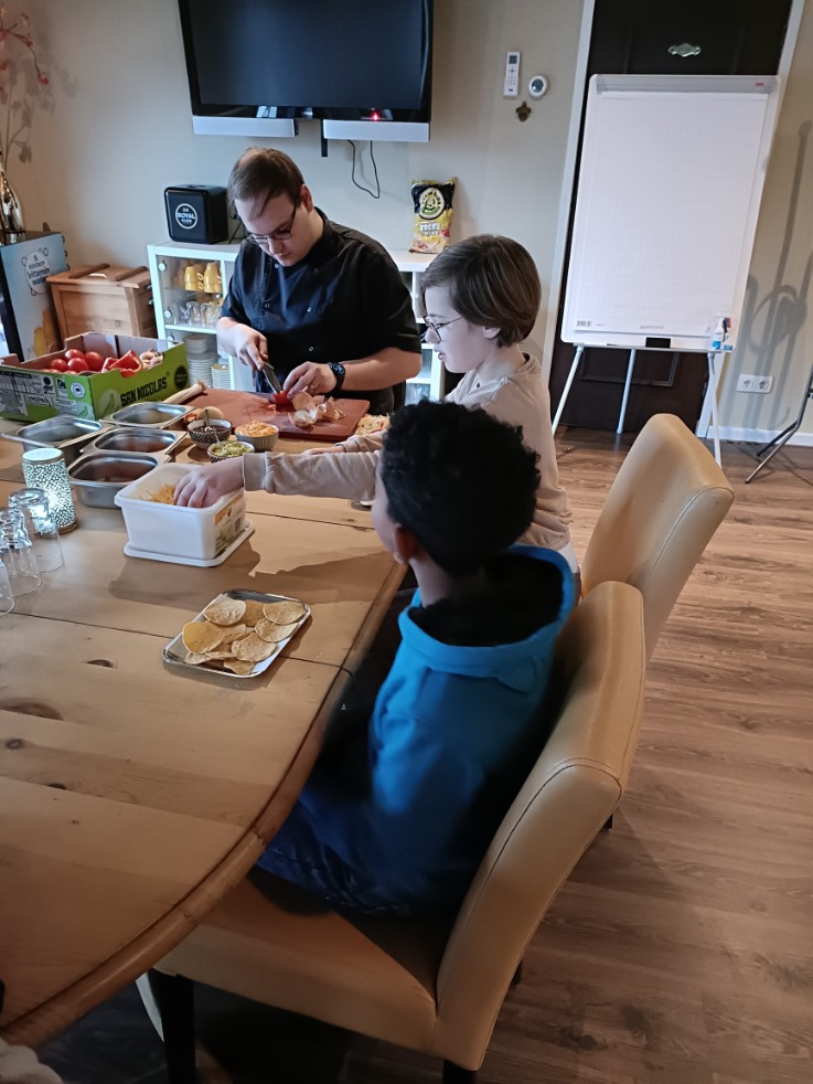 Thema 8 Grand café de zon